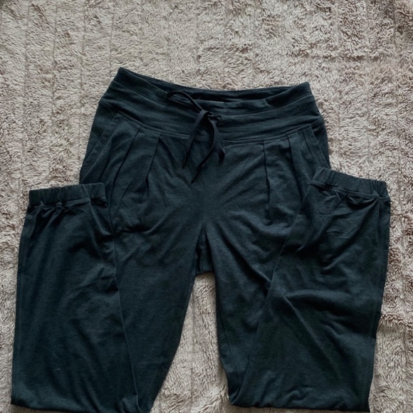 Pre loved Clothes - Picture 6 of 16